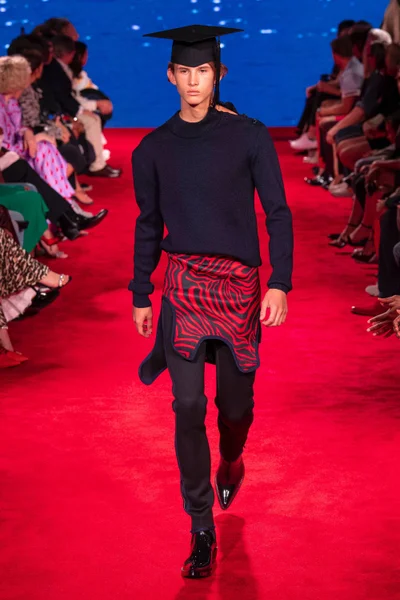 Look 2